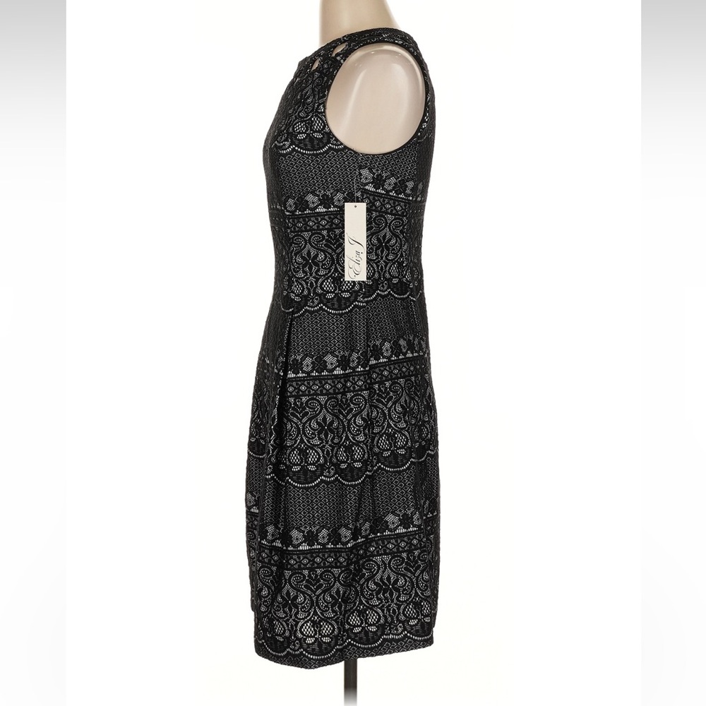 NWT Eliza J Black and White Lace Midi Dress - Picture 2 of 4